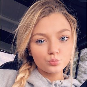 Meet your Posher, Kait